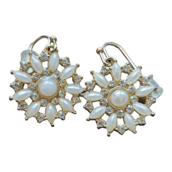 Unbranded Jewelry - Round Dangly Pearl and Crystal Costume Jewelry Earrings 1"